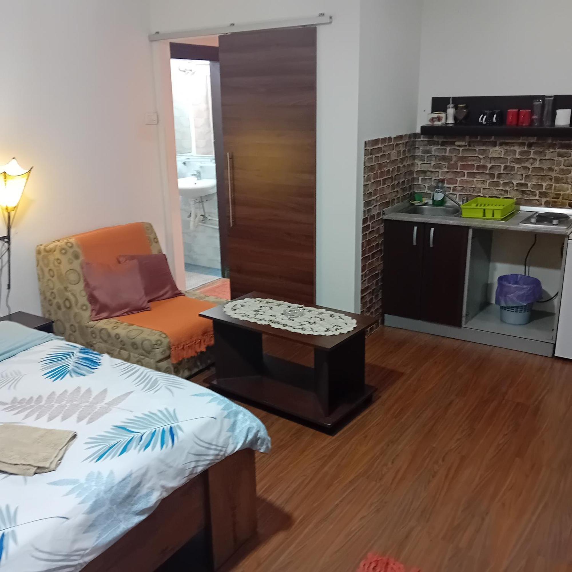 Apartment Viktor Stan Na Dan Šabac Extérieur photo