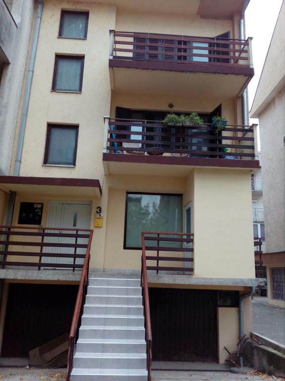 Apartment Viktor Stan Na Dan Šabac Extérieur photo